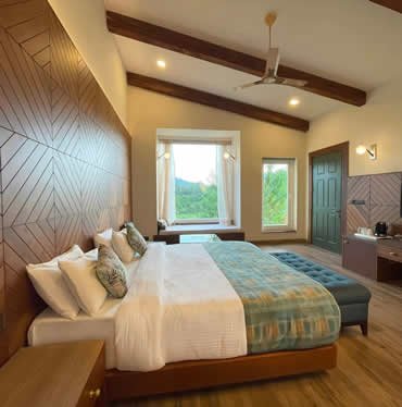Luxury Royal Den